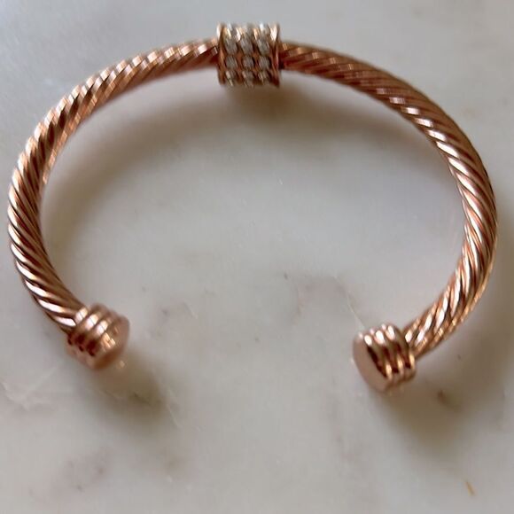 Rose gold and faux diamond bangle bracelet - Picture 3 of 3